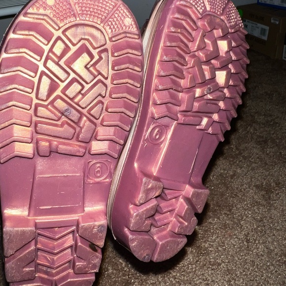 Toddler Minnie Mouse Rain boots - Picture 2 of 2